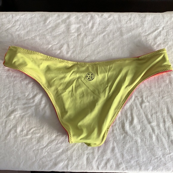 Maui and Sons Reversible Neon Bikini Set - Picture 9 of 17